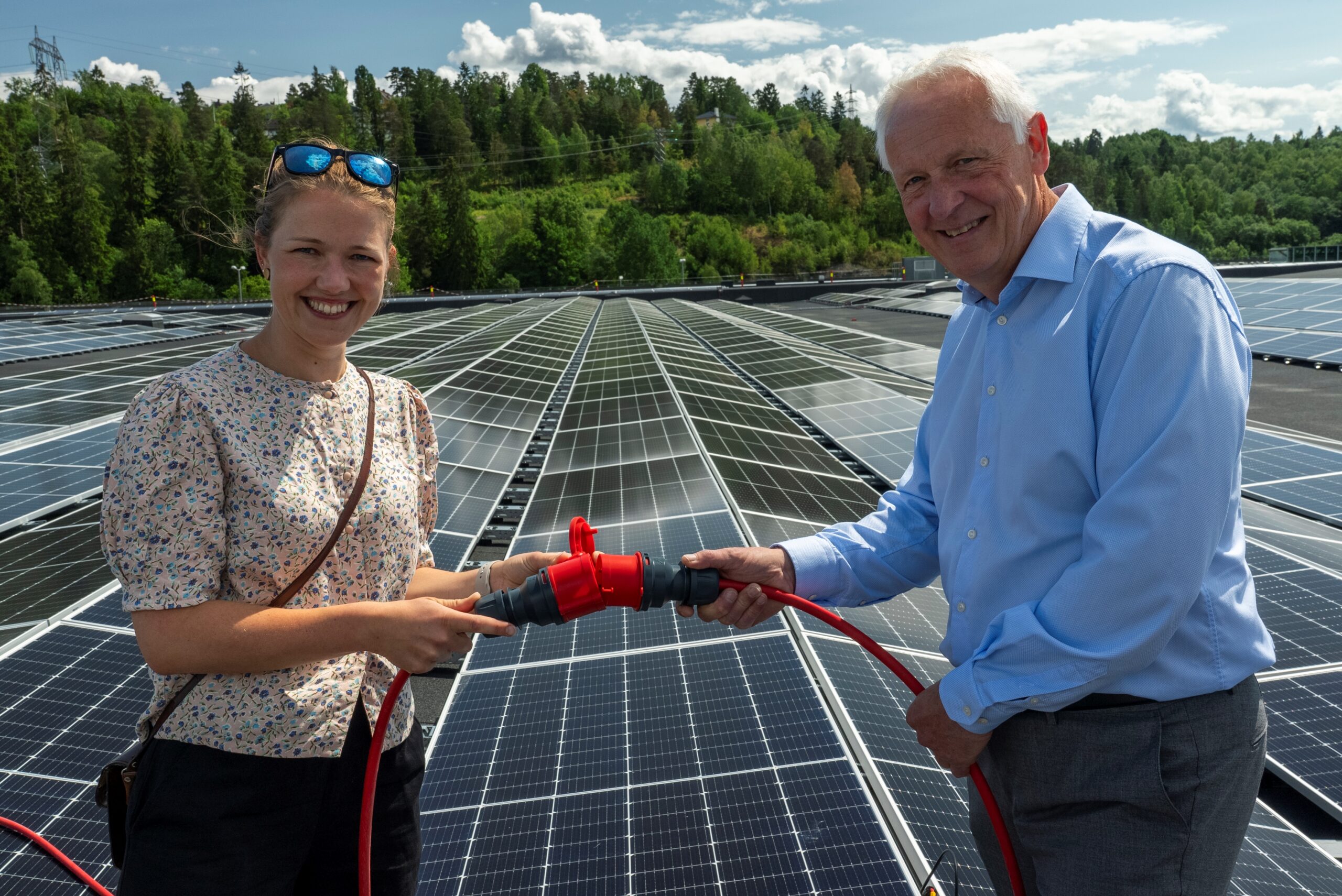 Vi har store takflater og ønsket forutsigbarhet på strømprisene ...