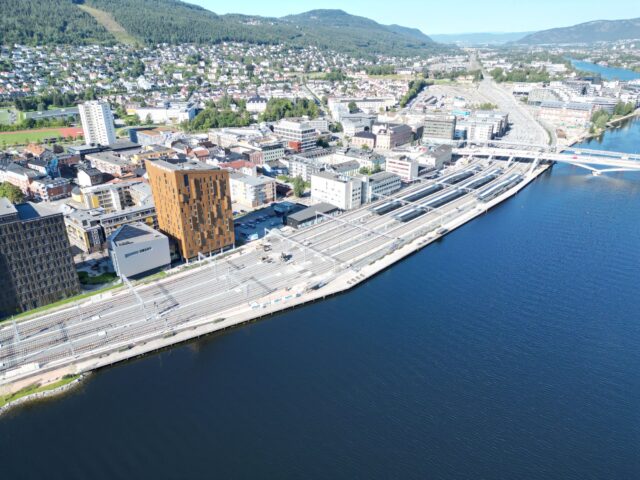 Nye Drammen stasjon og nytt dobbeltspor mellom Drammen og Kobbervikdalen er åpnet