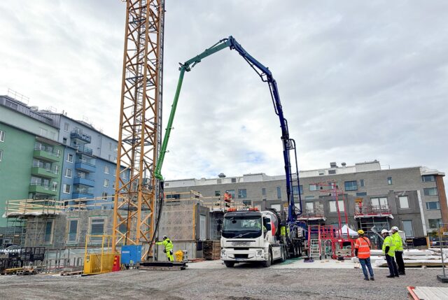 Verdens første helelektriske betongpumpe er på jobb