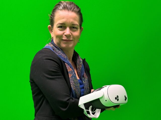 – Nå må vi gå fra prøving til faktisk innføring av VR og AR