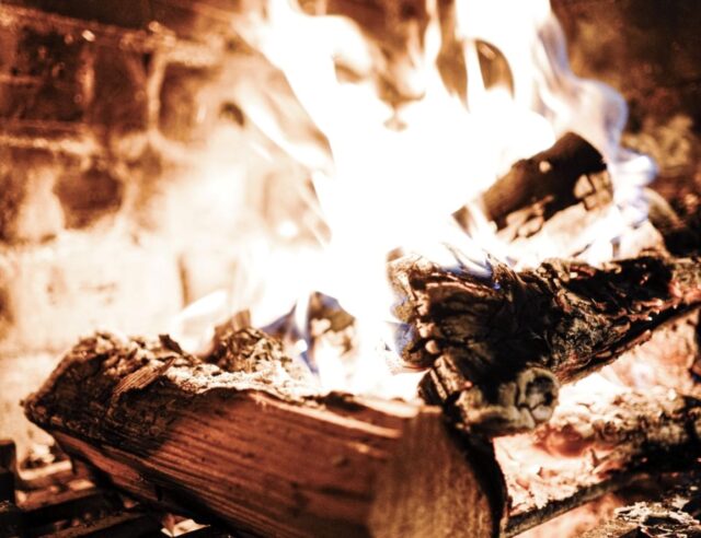 Vedfyring – billigere enn Norgespris?