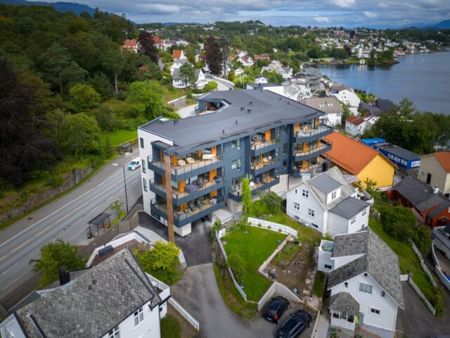 En måned i vann avgjorde fasadevalget på Stord